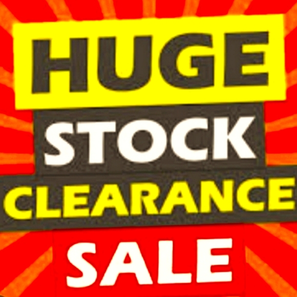 CLOSET CLEAR OUT SEND YOUR OFFERS - Picture 1 of 1